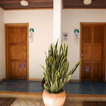 באיה סיינטה אנה Cavern Apartments מראה חיצוני תמונה