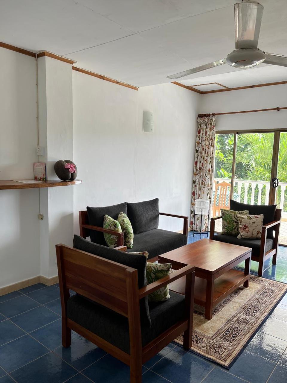 באיה סיינטה אנה Cavern Apartments מראה חיצוני תמונה